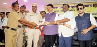 23 crores sanctioned for old martyrs | जुन्या शहिदांसाठी २३ कोटी रूपये मंजूर