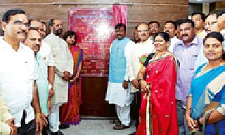 Thousands of funds will be provided for cement roads | सिमेंट रस्त्यांसाठी हजार कोटींचा निधी आणणार