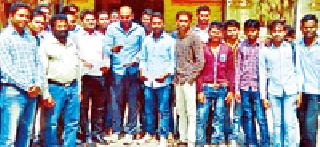 Report crimes against bogus certificate holders | बोगस प्रमाणपत्र काढणाऱ्यांवर गुन्हे नोंदवा