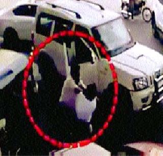 Thane politics in police thieves | पोलीस मारहाणीवरून ठाण्यात राजकारण