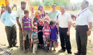 Eight children, girls enrolled in school | आठ मुले, मुली शाळेत दाखल Eight children, girls enrolled in school | आठ मुले, मुली शाळेत दाखल