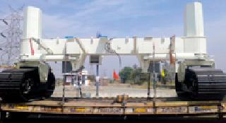 Gigantic equipment ... | महाकाय यंत्र... Gigantic equipment ... | महाकाय यंत्र...