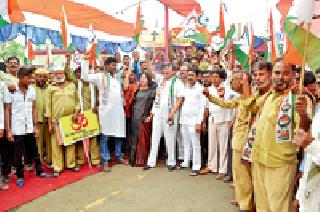 Cancel the Marathi language for automobiles | आॅटोचालकांसाठी मराठी भाषेची अट रद्द करा