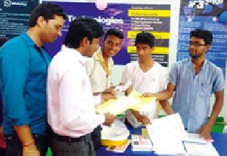 Social awareness among the police tech expo | पोलीस टेक एक्सपोमध्ये सामाजिक जनजागृती