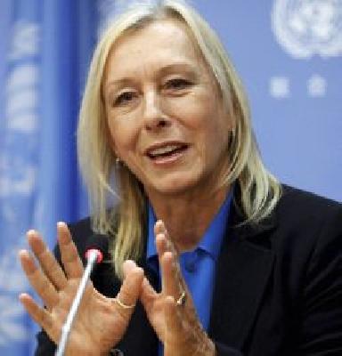 Martina Navratilova's commentary on JNU case comment | JNU प्रकरणीच्या टिपण्णीवरून मार्टिना नवरातिलोवाची सारवासारव Martina Navratilova's commentary on JNU case comment | JNU प्रकरणीच्या टिपण्णीवरून मार्टिना नवरातिलोवाची सारवासारव