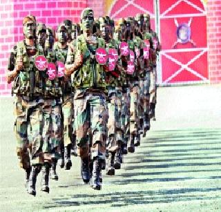 Commando training for RPF jawans | आरपीएफ जवानांना कमांडो प्रशिक्षण Commando training for RPF jawans | आरपीएफ जवानांना कमांडो प्रशिक्षण