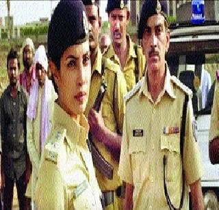 False plot and performance | दुबळे कथानक अन परफॉर्मन्सही