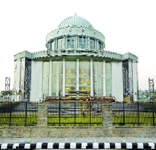 Misconceptions about the public's budget | पालिकेच्या अर्थसंकल्पातून जनतेची दिशाभूल