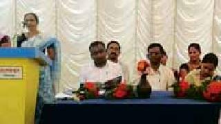 Guys, confidently face life! | मुलींनो, आत्मविश्वासाने आयुष्याला सामोरे जा!