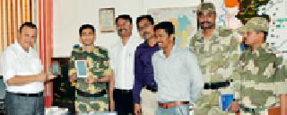 The launch of the response app by the police force | पोलीस दलातर्फे प्रतिसाद अ‍ॅपचा शुभारंभ