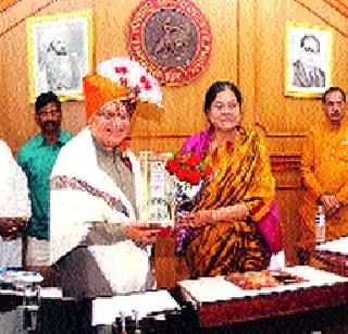 When raising a smart city, focus on basic questions | स्मार्ट शहर साकारताना मूलभूत प्रश्नांवर भर द्या When raising a smart city, focus on basic questions | स्मार्ट शहर साकारताना मूलभूत प्रश्नांवर भर द्या