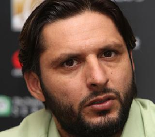 Shahid Afridi fell ill | शाहीद आफ्रिदी पडला आजारी