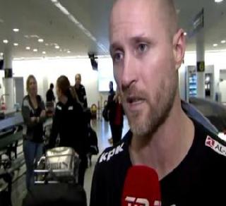 The woman disappeared in a moment during live teleicast | लाईव्ह टेलिकास्ट दरम्यान एका क्षणात गायब झाली महिला The woman disappeared in a moment during live teleicast | लाईव्ह टेलिकास्ट दरम्यान एका क्षणात गायब झाली महिला