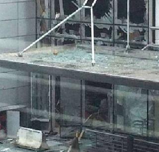 Islamic State acknowledges responsibility for attacking Brussels | इस्लामिक स्टेटने स्विकारली ब्रसेल्स हल्ल्याची जबाबदारी Islamic State acknowledges responsibility for attacking Brussels | इस्लामिक स्टेटने स्विकारली ब्रसेल्स हल्ल्याची जबाबदारी