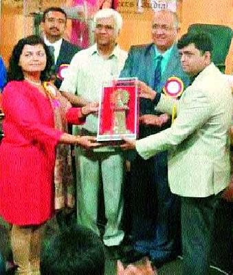 Yashokirty Award Distributed | यशोकीर्ती पुरस्कार वितरीत