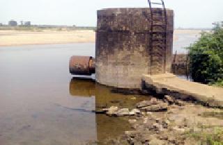 Wainganga's water level decreased by more than three feet | वैनगंगेचा जलस्तर आणखी तीन फुटाने घटला