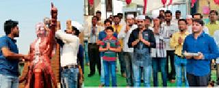 Dagdhhebhishek to Shivrajaya: | शिवरायांना दुग्धाभिषेक : Dagdhhebhishek to Shivrajaya: | शिवरायांना दुग्धाभिषेक :