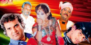 Approach the Shrimp Artists | झाडीपट्टीच्या कलाकारांना राजाश्रय द्या Approach the Shrimp Artists | झाडीपट्टीच्या कलाकारांना राजाश्रय द्या