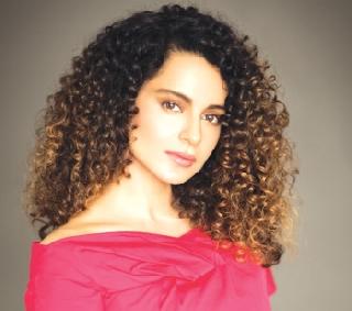 Acting Queen ... National Award for the 'Kanganaa National Award' | अभिनयातील क्वीन... कंगनाची राष्ट्रीय पुरस्कारांची ' हॅटट्रिक' Acting Queen ... National Award for the 'Kanganaa National Award' | अभिनयातील क्वीन... कंगनाची राष्ट्रीय पुरस्कारांची ' हॅटट्रिक'