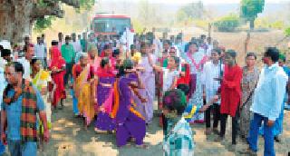 Khari village reached ST | अन् खैरी गावात पोहोचली एसटी Khari village reached ST | अन् खैरी गावात पोहोचली एसटी