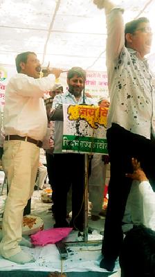 This is the attack on Vidarbha's homicide | हा तर विदर्भाच्या अस्मितेवरच हल्ला This is the attack on Vidarbha's homicide | हा तर विदर्भाच्या अस्मितेवरच हल्ला