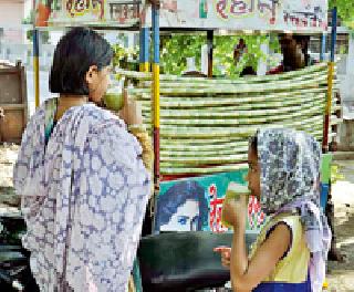 Hot sunlight ... | तप्त उन्हात दिलासा...