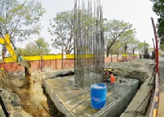 Metro rail loan loan on 10th September | मेट्रो रेल्वेच्या कर्जावर १० ला शिक्कामोर्तब Metro rail loan loan on 10th September | मेट्रो रेल्वेच्या कर्जावर १० ला शिक्कामोर्तब