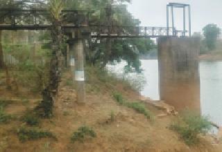 For two years, the Bamragad Tot Scheme has been closed | दोन वर्षांपासून भामरागडची नळ योजना बंदच For two years, the Bamragad Tot Scheme has been closed | दोन वर्षांपासून भामरागडची नळ योजना बंदच