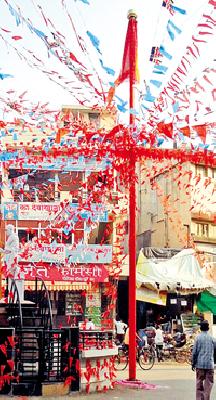 51 ft Gudi: | ५१ फुटांची गुढी :