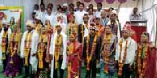 One-sided view of marriage | विवाह सोहळ्यातून एकोप्याचे दर्शन One-sided view of marriage | विवाह सोहळ्यातून एकोप्याचे दर्शन