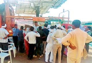 Two lakh farmers gave their gifts to the Agriculture Exhibition | कृषी प्रदर्शनीला दोन लाख शेतकऱ्यांनी दिल्या भेटी Two lakh farmers gave their gifts to the Agriculture Exhibition | कृषी प्रदर्शनीला दोन लाख शेतकऱ्यांनी दिल्या भेटी