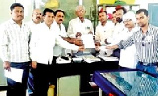 Talathi strike in Etapalli taluka | एटापल्ली तालुक्यात तलाठी संपावर