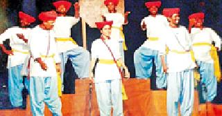 Dramatanana listeners are spellbound | नाट्यप्रयोगाने श्रोते झाले मंत्रमुग्ध