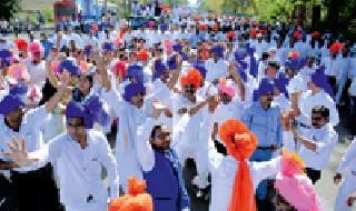 Message of secularism from the Greeting Rally of Zilla Parishad | जिल्हा परिषदेच्या अभिवादन रॅलीतून सर्वधर्म समतेचा संदेश Message of secularism from the Greeting Rally of Zilla Parishad | जिल्हा परिषदेच्या अभिवादन रॅलीतून सर्वधर्म समतेचा संदेश