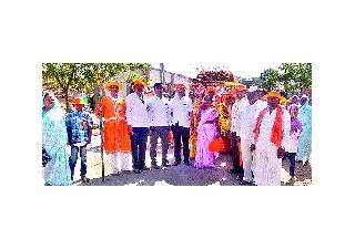 Steeple to Shirdi Sai Palkhi enthusiasm | पाथरे ते शिर्डी साई पालखी उत्साहात