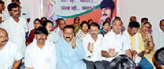 Rana supporters only attacked | राणा समर्थकांकडूनच हल्ला Rana supporters only attacked | राणा समर्थकांकडूनच हल्ला