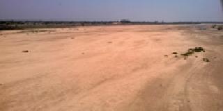 The desert of the river Wainganga! | वैनगंगा नदीचे झाले वाळवंट ! The desert of the river Wainganga! | वैनगंगा नदीचे झाले वाळवंट !