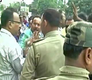 In the second phase, in West Bengal, 79.70 percent of the voting | दुस-या टप्प्यात पश्चिम बंगालमध्ये ७९.७० टक्के मतदान In the second phase, in West Bengal, 79.70 percent of the voting | दुस-या टप्प्यात पश्चिम बंगालमध्ये ७९.७० टक्के मतदान