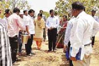 Kasari village is ideal for the district | कसारी गाव जिल्ह्यासाठी आदर्शवत