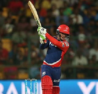 De Kock hits century | डी कॉकचा शतकी तडाखा