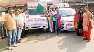 Aheriq support for drought-hit people | दुष्काळग्रस्त लोकांसाठी अहेरीकरांची मदत Aheriq support for drought-hit people | दुष्काळग्रस्त लोकांसाठी अहेरीकरांची मदत