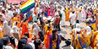 Pausad dumudumale by the declaration of 'Ahimsa Paramastram' | ‘अहिंसा परमोधर्म’च्या घोषणांनी पुसद दुमदुमले Pausad dumudumale by the declaration of 'Ahimsa Paramastram' | ‘अहिंसा परमोधर्म’च्या घोषणांनी पुसद दुमदुमले