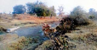 Bondarthana Pazhar Lake Government Dumpery disappeared | बोंदरठाणा पाझर तलाव शासन दप्तरी गायब Bondarthana Pazhar Lake Government Dumpery disappeared | बोंदरठाणा पाझर तलाव शासन दप्तरी गायब