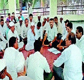 Havaladil farmer in Wadapuri area | वडापुरी परिसरातील शेतकरी हवालदिल Havaladil farmer in Wadapuri area | वडापुरी परिसरातील शेतकरी हवालदिल