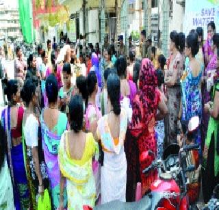 NRC colonies neither water nor water! | एनआरसी वसाहतीत ना वीज ना पाणी! NRC colonies neither water nor water! | एनआरसी वसाहतीत ना वीज ना पाणी!