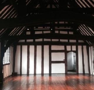 Shakespeare's 'She' classrooms open to the audience | शेक्सपिअरची 'ती' क्लासरूम प्रेक्षकांसाठी खुली Shakespeare's 'She' classrooms open to the audience | शेक्सपिअरची 'ती' क्लासरूम प्रेक्षकांसाठी खुली