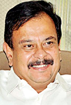 'Smart City' to be abandoned? Contemplate | ‘स्मार्ट सिटी’त का माघारलो? चिंतन करा