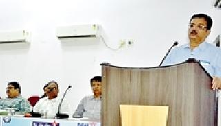 Reorganize debt before 30 years | ३० पूर्वी थकीत कर्जाचे पुर्नगठन करावे