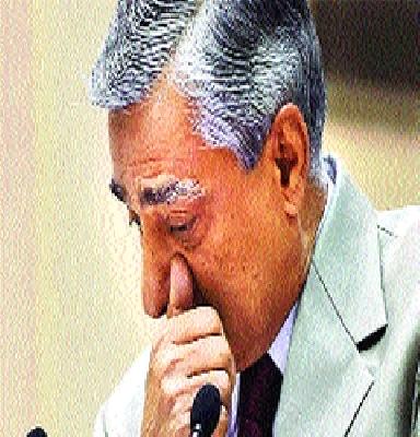 Tears of the Chief Justice; Call to save justice | सरन्यायाधीशांना अश्रू अनावर; न्यायसंस्था वाचविण्याची हाक Tears of the Chief Justice; Call to save justice | सरन्यायाधीशांना अश्रू अनावर; न्यायसंस्था वाचविण्याची हाक