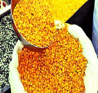 Income Tax Department's attention on dal growers and sellers! | डाळ उत्पादक व विक्रेत्यांवर आयकर विभागाचे लक्ष!